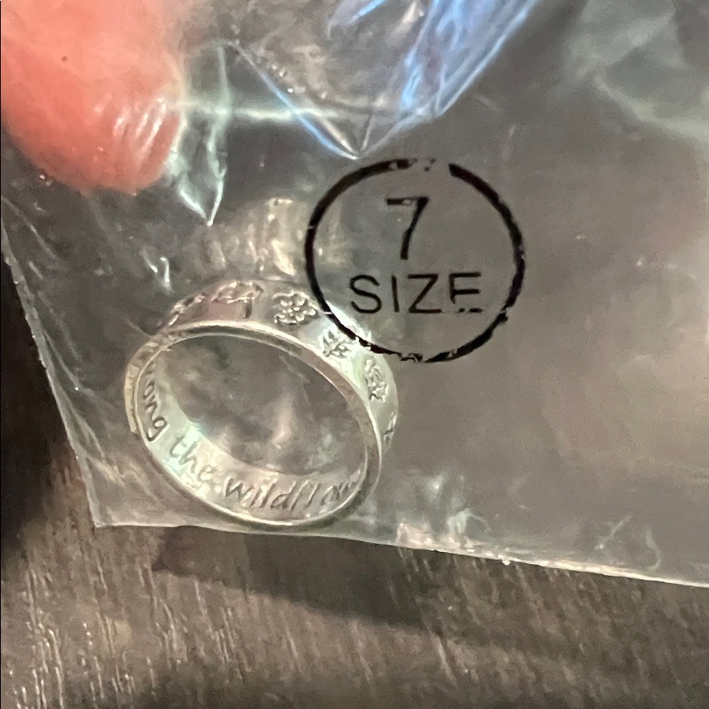 You Belong Among the Wildflowers Silver Engraved Ring Size 7 🆕